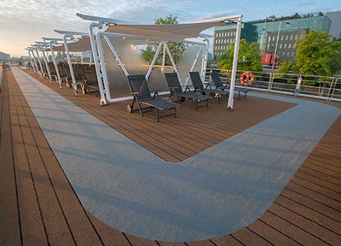 Viking Kari Deck Seating